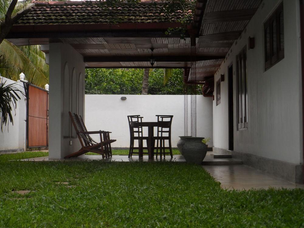Summer Dew Villa تالب المظهر الخارجي الصورة