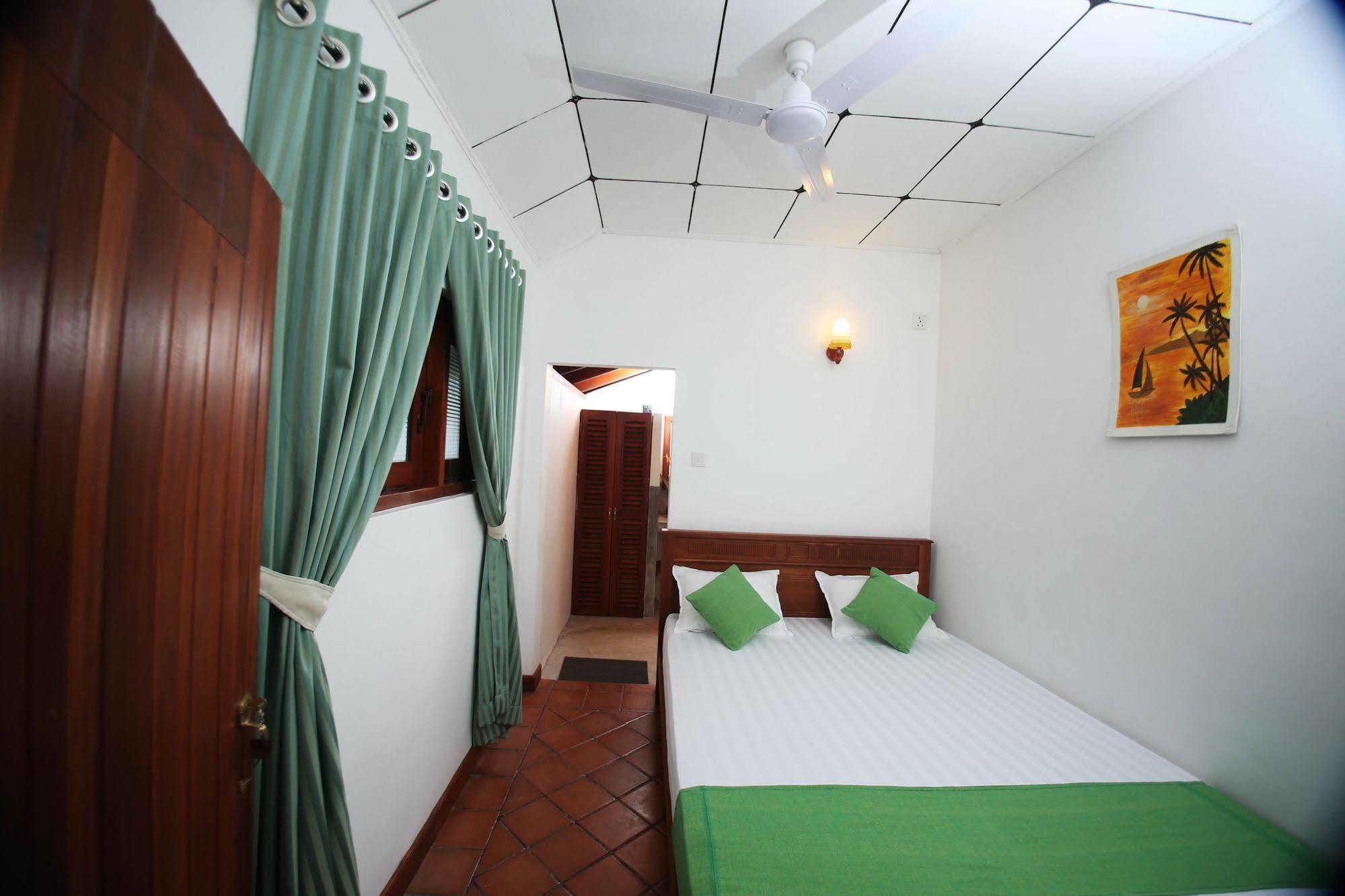 Summer Dew Villa تالب المظهر الخارجي الصورة